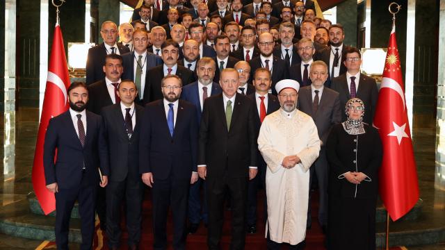 Erdoğan, Diyanet İşleri Başkanlığı müşavir ve ataşelerini kabul etti