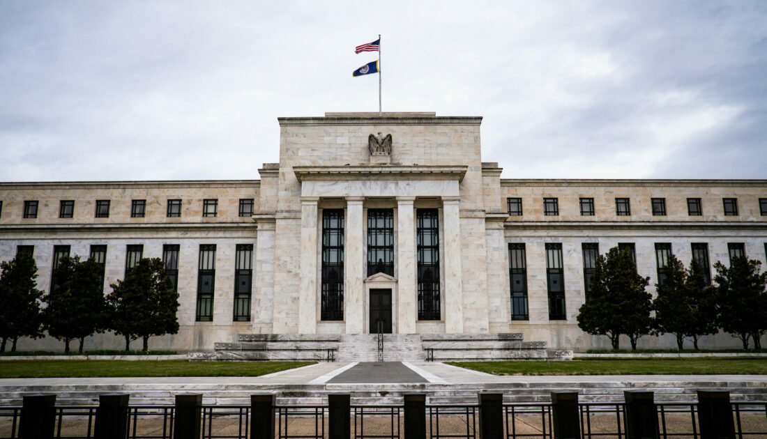 Fed’den ‘koşulsuz’ fiyat istikrarını sağlama taahhüdü