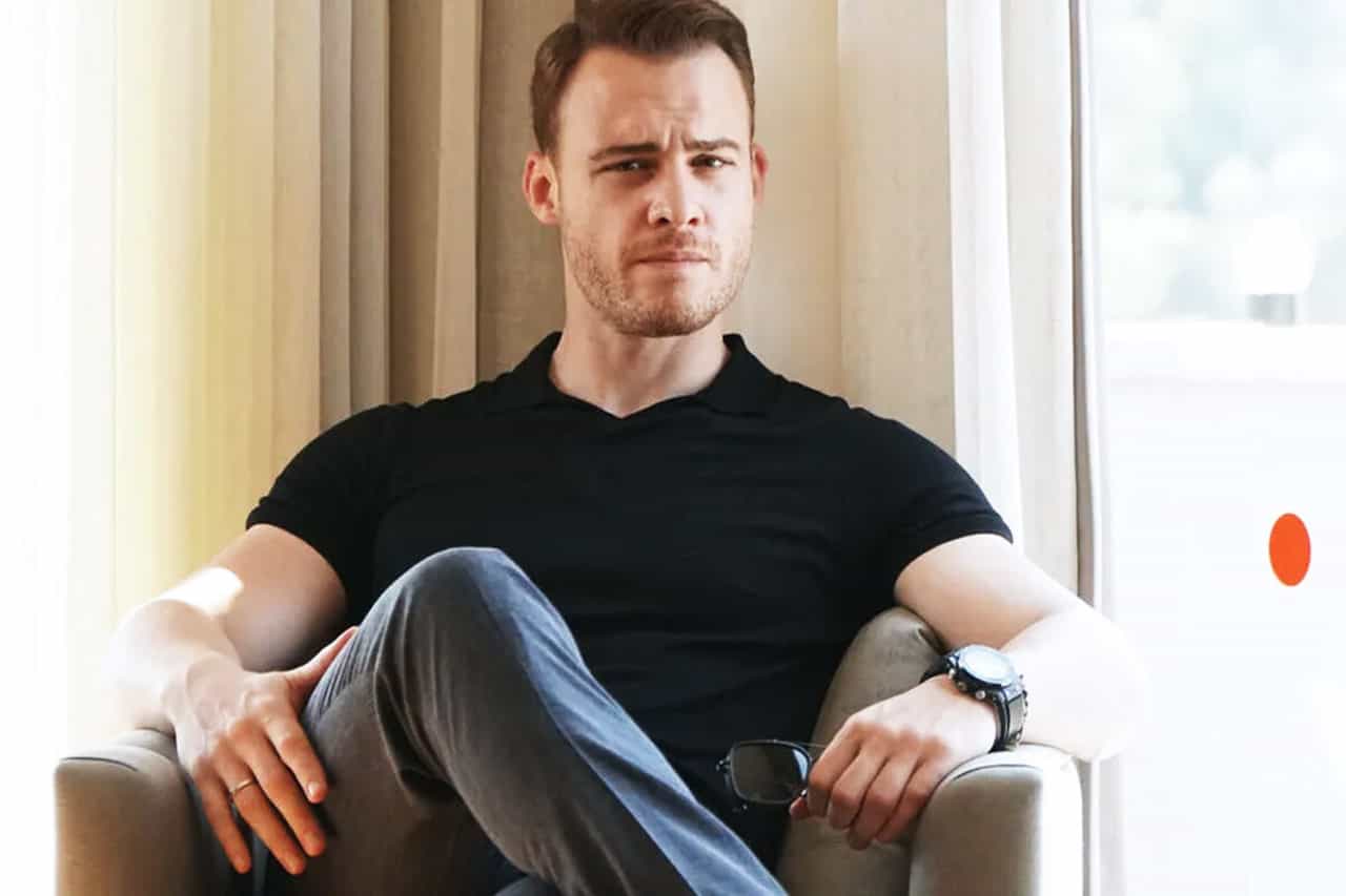Kerem Bürsin, Alvaro Morte ile ortak bir proje müjdesini verdi
