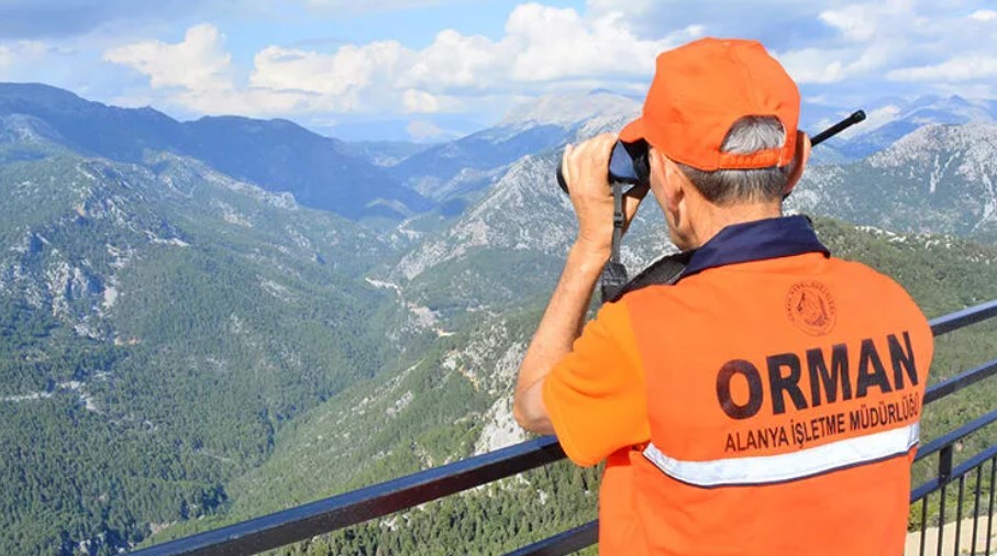 3 noktada ormanı yakanı fark eden kule görevlisi: 24 saat gözetleme yapıyoruz