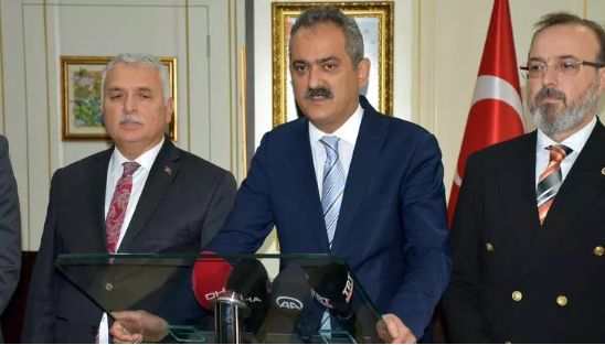 Bakan Özer: Okullarımızın tüm ihtiyaçlarını karşılayacak bütçeye sahibiz Bakan Özer: Okullarımızın tüm ihtiyaçlarını karşılayacak bütçeye sahibiz