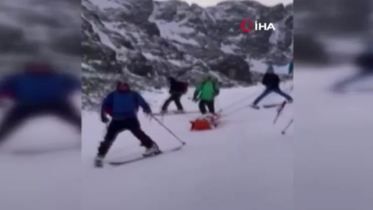 Arjantin’de üzerine çığ düşen kadın 7 saat sonra kurtarıldı