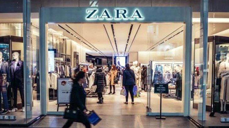 Ekmeği ayaklar altına aldılar! Ünlü giyim markası ZARA’nın reklamına sosyal medyada tepki yağıyor