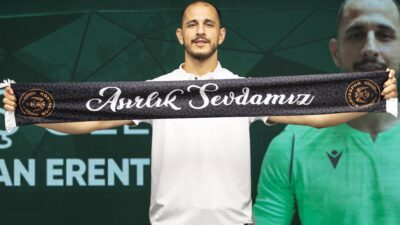 Konyaspor, kaleci Erhan Erentürk ile 3 yıllığına anlaştı