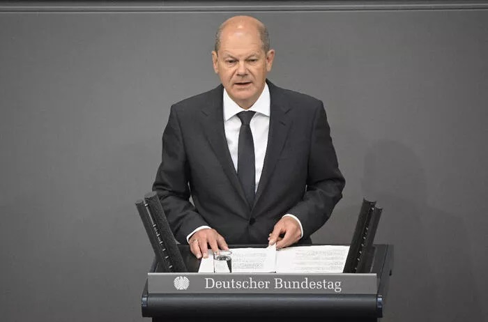 Scholz: “NATO, Rusya karşısında kararlılığını göstermeli”