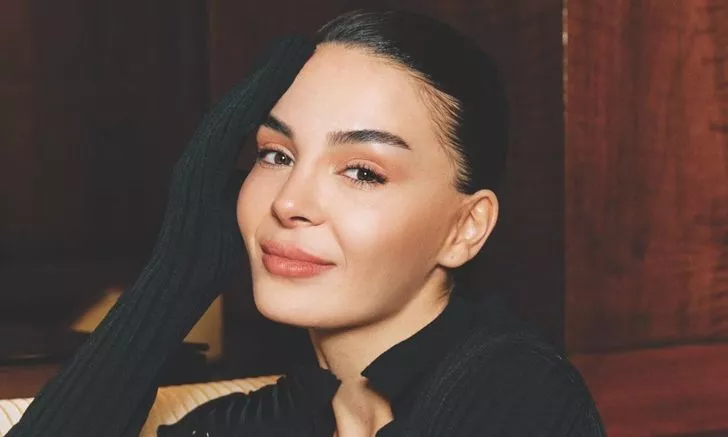 Ebru Şahin’in bikinili pozuna yorum yağdı
