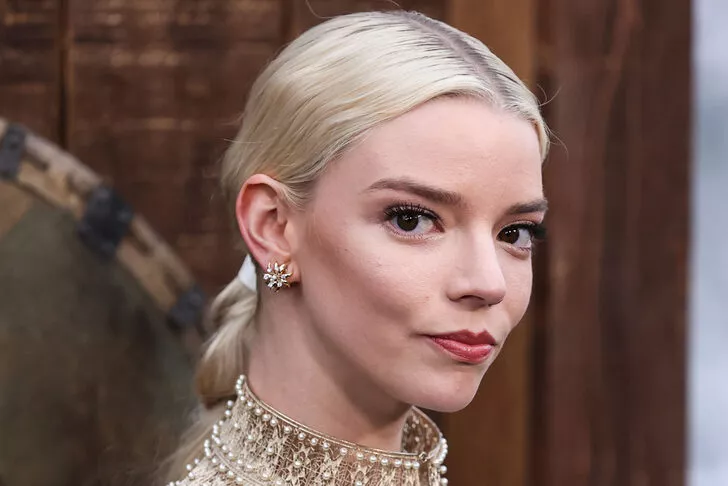 Queen’s Gambit’in yıldızı Anya Taylor gizlice evlendi