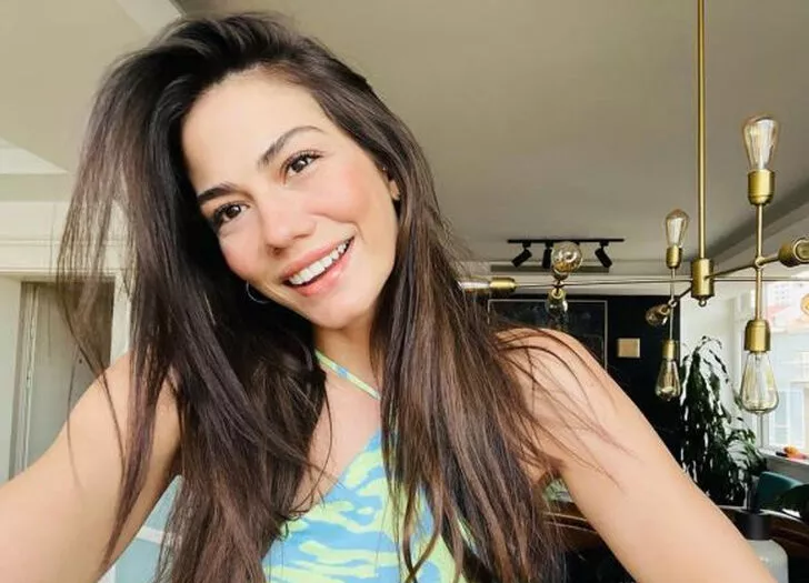 Demet Özdemir’in bluzunun fiyatı dudak uçuklattı