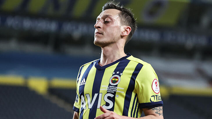 Başakşehir, Mesut Özil’i kadrosuna kattı!