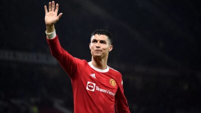 Sezon açılışında yok; Ronaldo Manchester United’dan ayrılıyor mu?