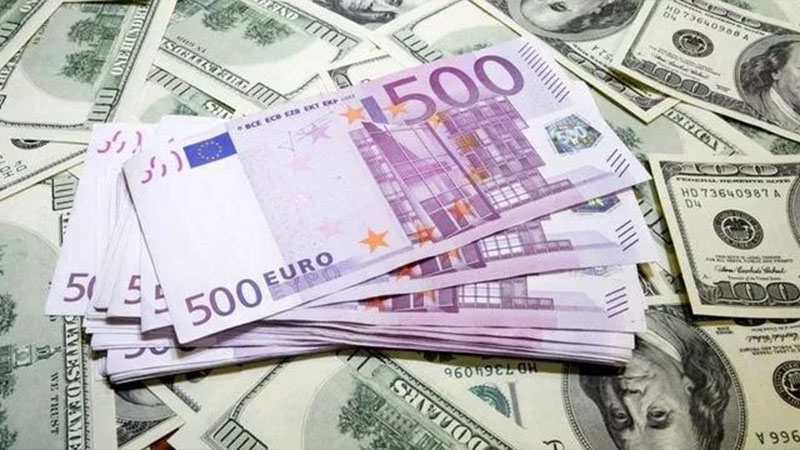 Euro/Dolar paritesi 20 yıl sonra yeniden eşitlendi