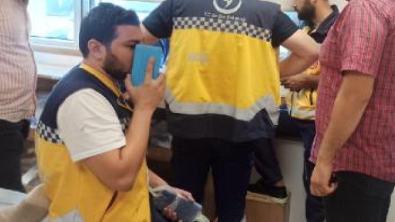 Yol tartışmasında ambulans şoförünün burnu kıran motosikletli tutuklandı