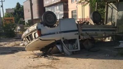Bursa’da tırın çarptığı kamyonet takla attı: 2 yaralı
