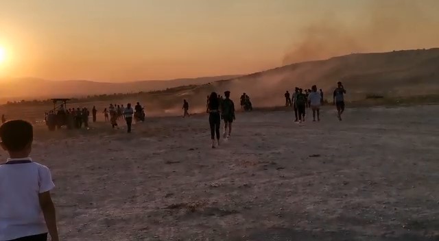 Pamukkale’de anız yangını