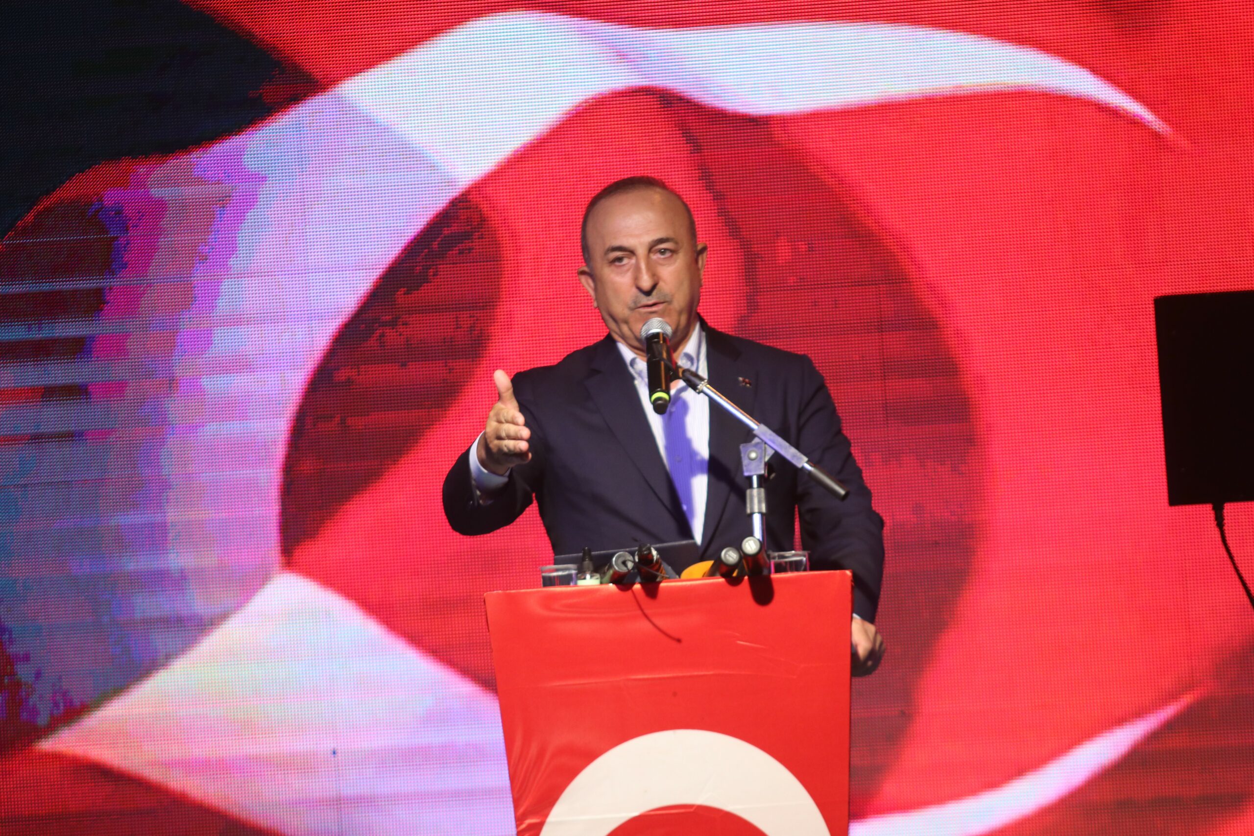 Bakan Çavuşoğlu: “FETÖ’cülerin kamudan çıkarılmasıyla sayımız azaldı, gücümüz arttı”