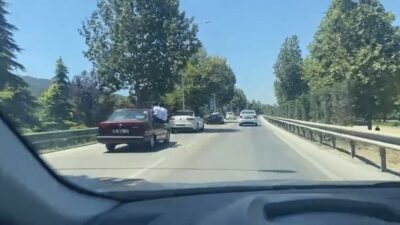 Bursa’da trafikteki tehlikeli anlar kameralarda