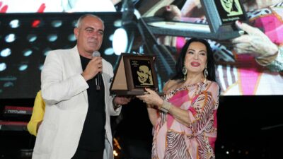Gemlik Film Festivali’nin açılışını Türkan Şoray yaptı