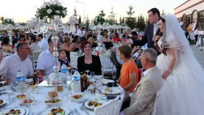 Fransız damada Türk usulü düğün