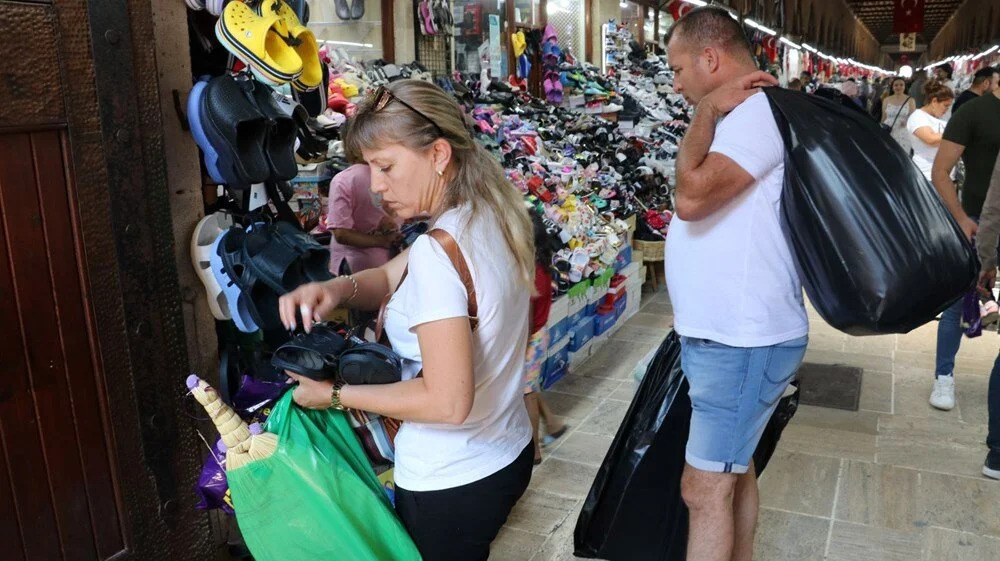 Uygulama başladı! Bulgaristan vatandaşları Edirne’ye akın etti