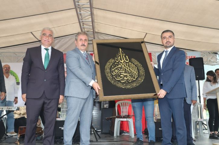 ‘Muhalefet EYT’de avucunu yalayacak!’
