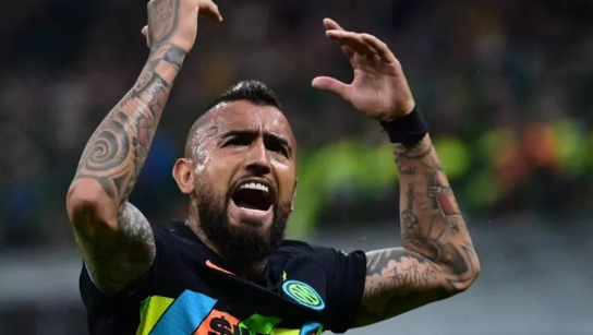 Arturo Vidal Inter’den ayrıldı