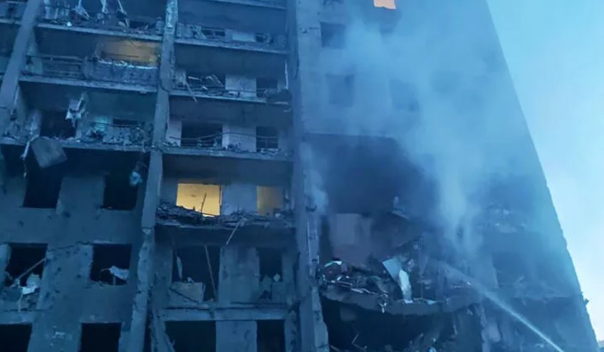 Rusya Odesa’ya füze ateşledi: 18 sivil öldü, onlarca yaralı var