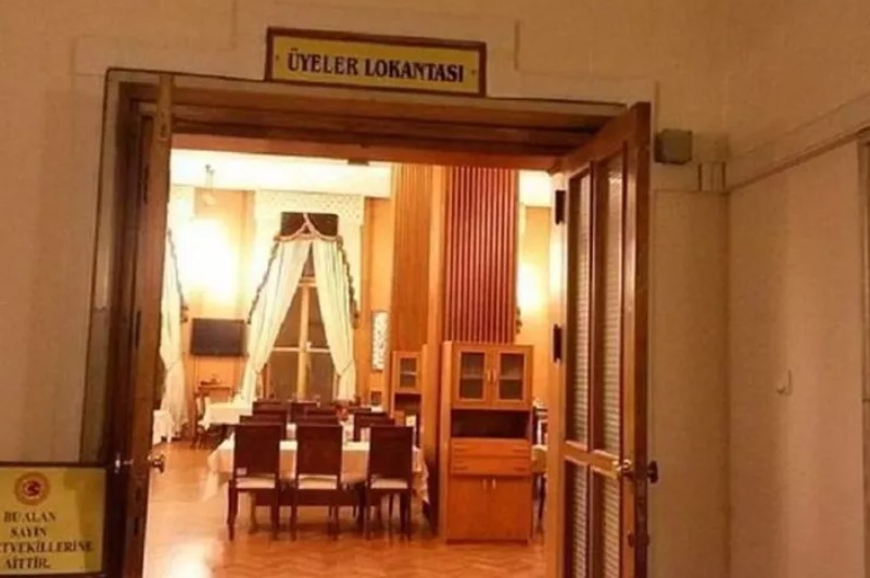 Meclis’te yüzde 50’i zam! Dana kavurma fiyatı…