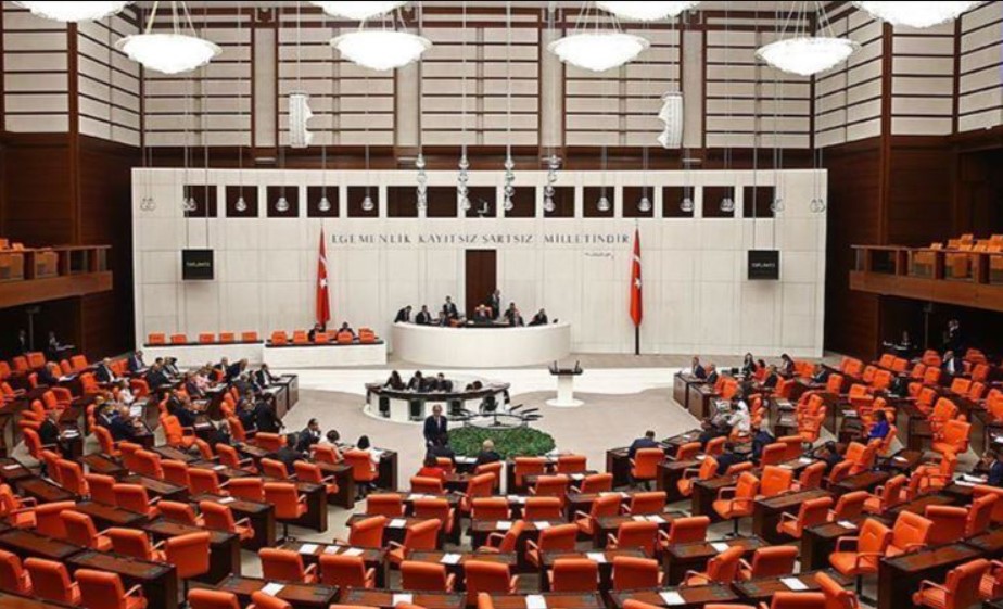 Meclis lokantasına zam geldi: En pahalı yemek 25 TL!