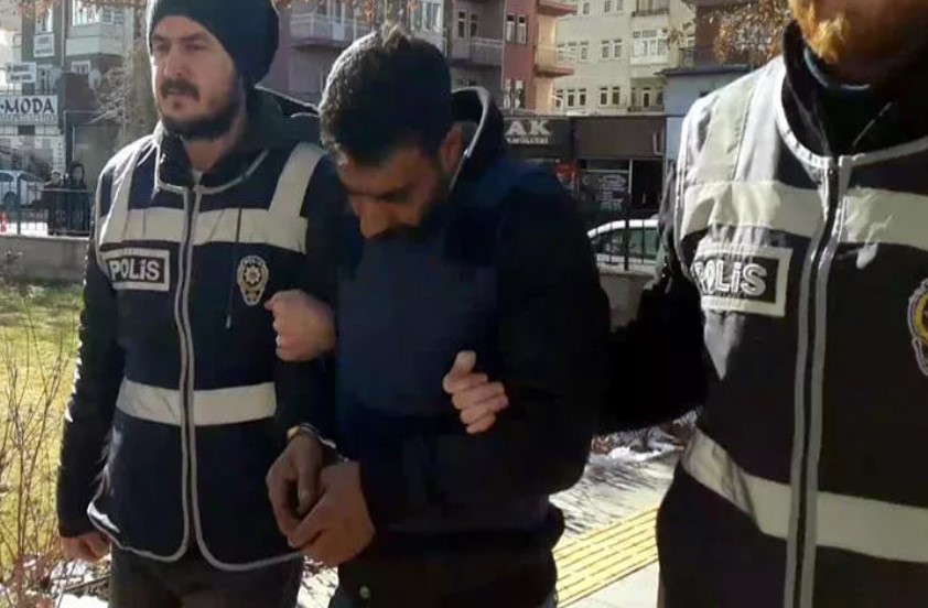 Aynı evde yaşadığı eski eşini öldüren katile, müebbet hapis