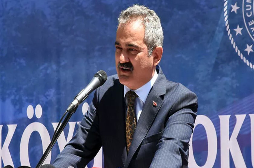 Bakan Özer: Çocukların eğitime rahat erişimi için devasa yatırımlar yapıldı