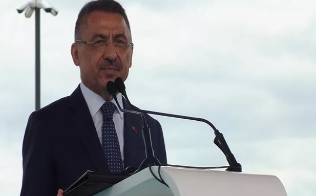 Fuat Oktay: Afetlerde tatilde gezenler varken biz yatırımları hayata geçiriyoruz
