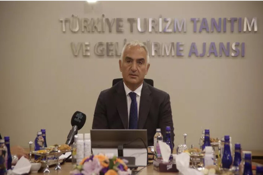 Bakan Ersoy: Bu sene turizm gelirinde Türkiye rekoru kırılacak