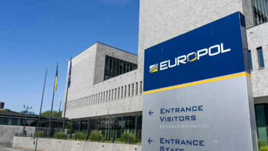 Europol’den terör örgütü PKK/YPG raporu: Avrupalı teröristlere eğitim verdiler!