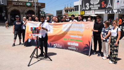 Bursa’da CHP’li gençlerden Kılıçdaroğlu’na teşekkür