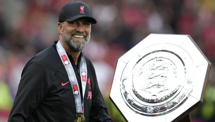 Jürgen Klopp, kupa koleksiyonuna yenisini daha ekledi