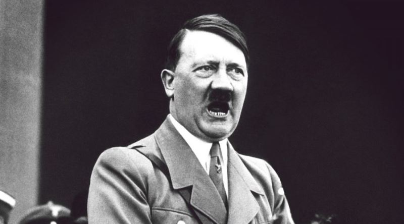 Hitler’in saati tartışmalı müzayedede 1.1 milyon dolara satıldı