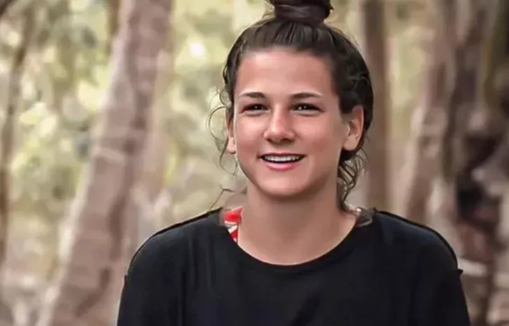 Survivor Nisa’dan pembeler içinde paylaşım