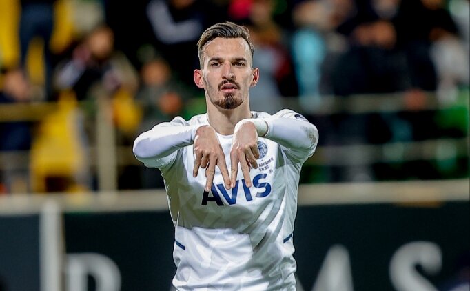Fenerbahçe transferi açıkladı