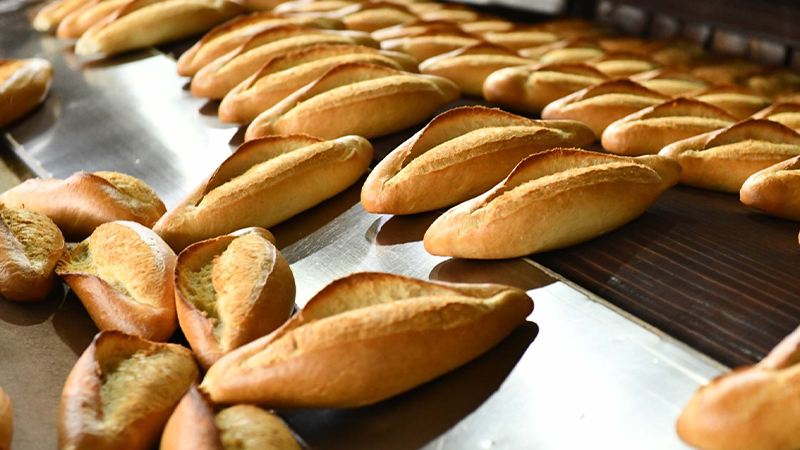 İzmir’de Halk Ekmek’e zam