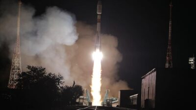 Rusya, İran’a ait uyduyu uzaya fırlatacak