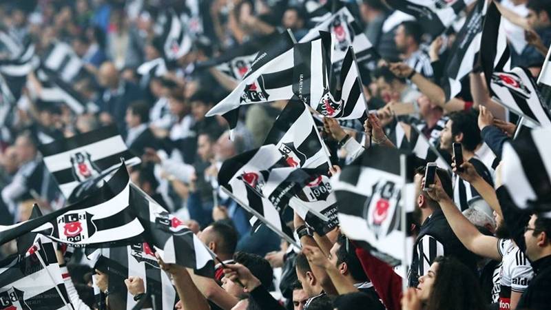 ‘Beşiktaş tribün lideri’ AVM’deki silahlı saldırıda öldürüldü