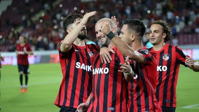 Gaziantep FK, Antalyaspor’u farklı mağlup etti