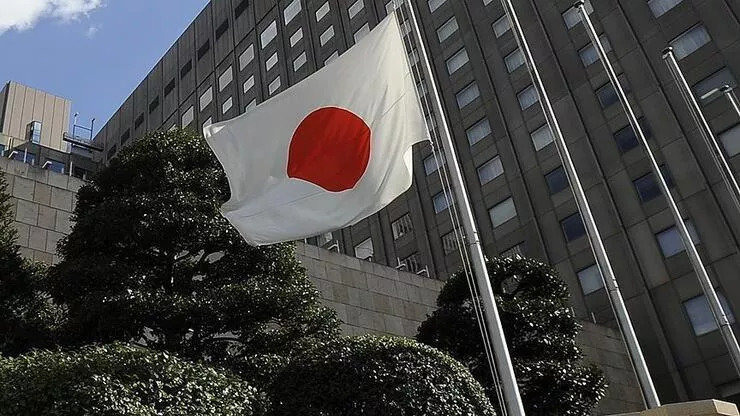 Japonya’da kabine değişikliği