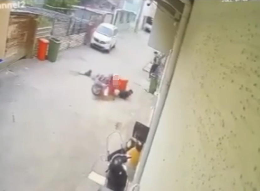 Bursa’da kahraman motokurye küçük çocuğa çarpmamak için kendi canını hiçe saydı