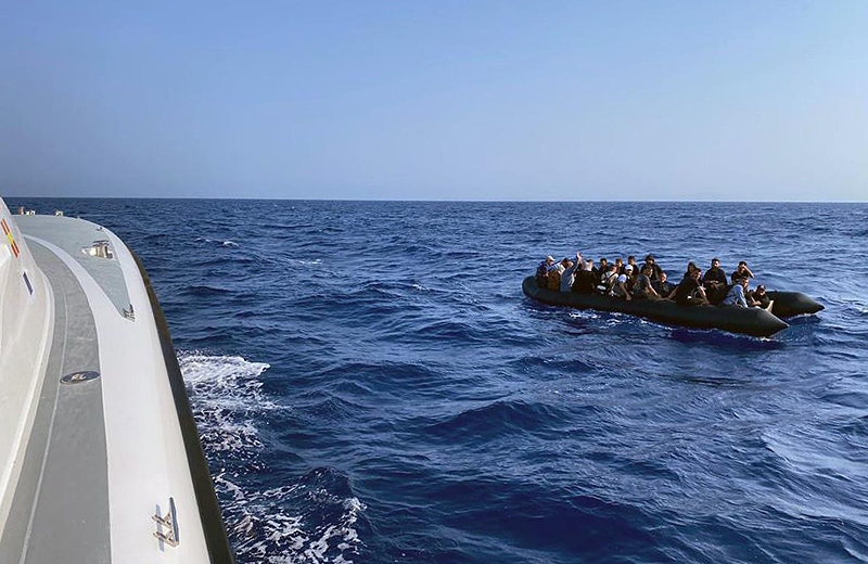 Marmaris’te 48 düzensiz göçmen kurtarıldı