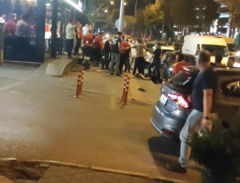 Bursa’da 2 grup arasında kavga çıktı
