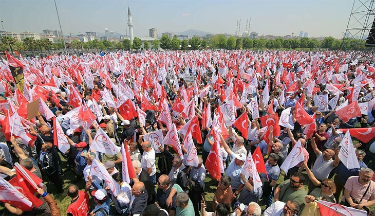 Alper Özüpak’tan EYT açıklaması: Dünyaya örnek olmaya devam ediyoruz