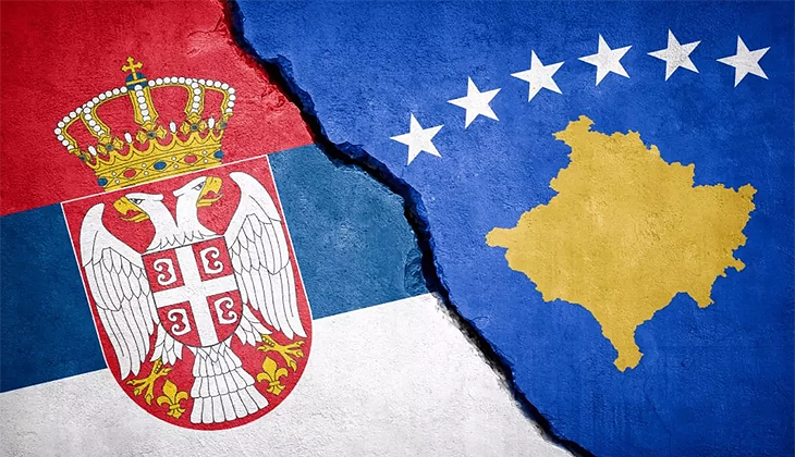 Kosova, Sırbistan ile gerginliğe neden olan kararı erteledi