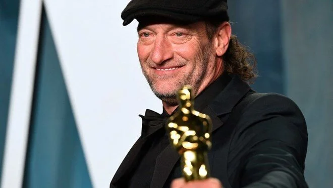 Troy Kotsur’un hem otomobili hem Oscar ödülü çalındı