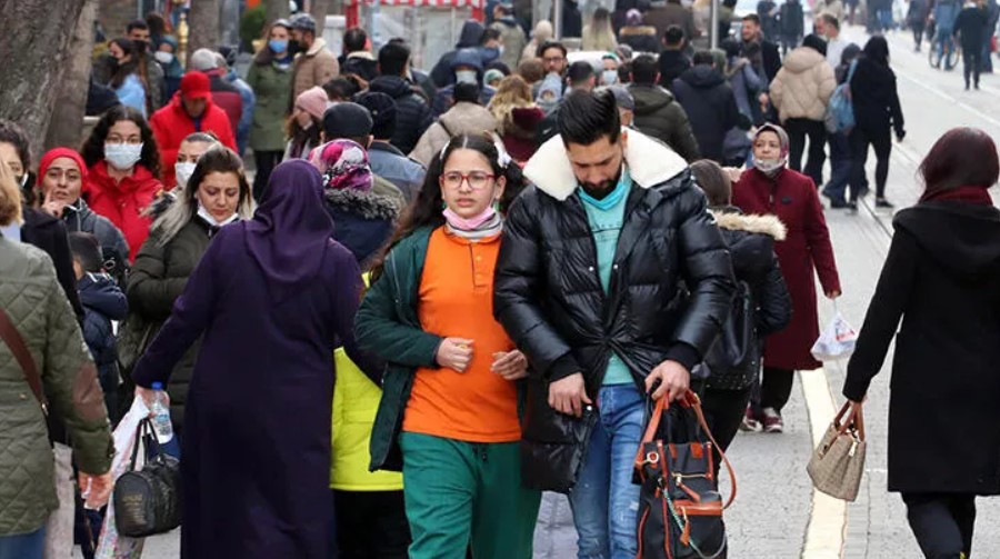 Bilim Kurulu Üyesi İlhan uyardı! ‘Maske takın’